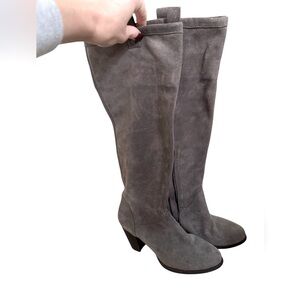 UGG | Knee High Gray Heeled Boots | Sz 7.5